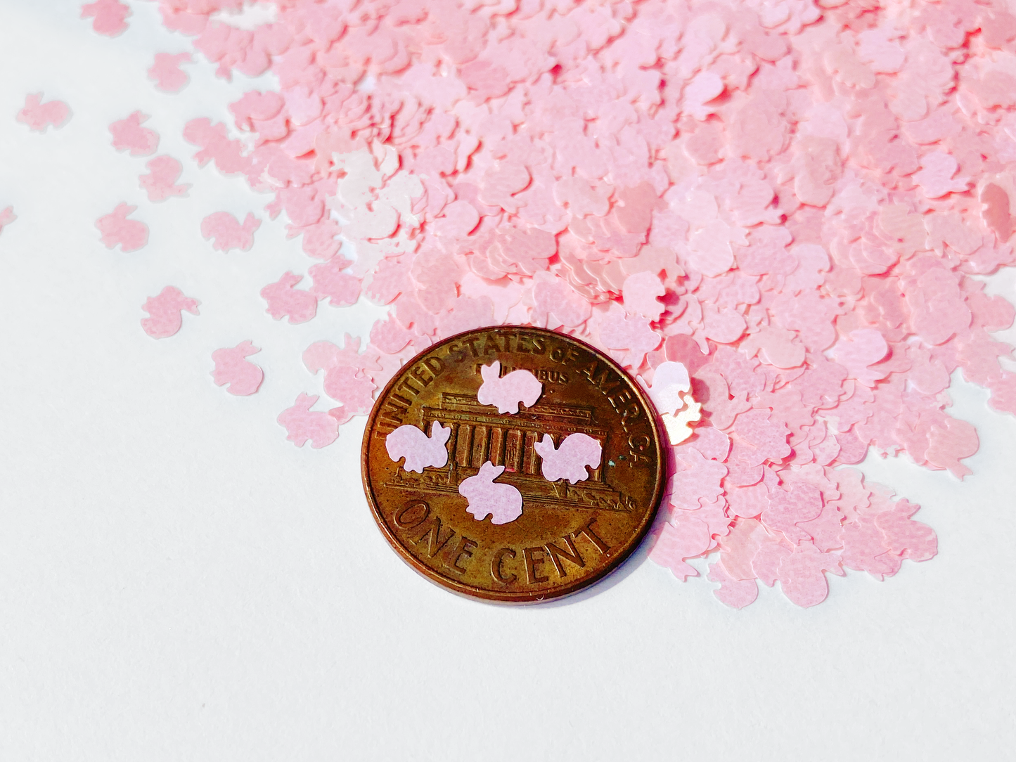 Shimmer Pink Rabbit Body Shape Glitter, 4mm