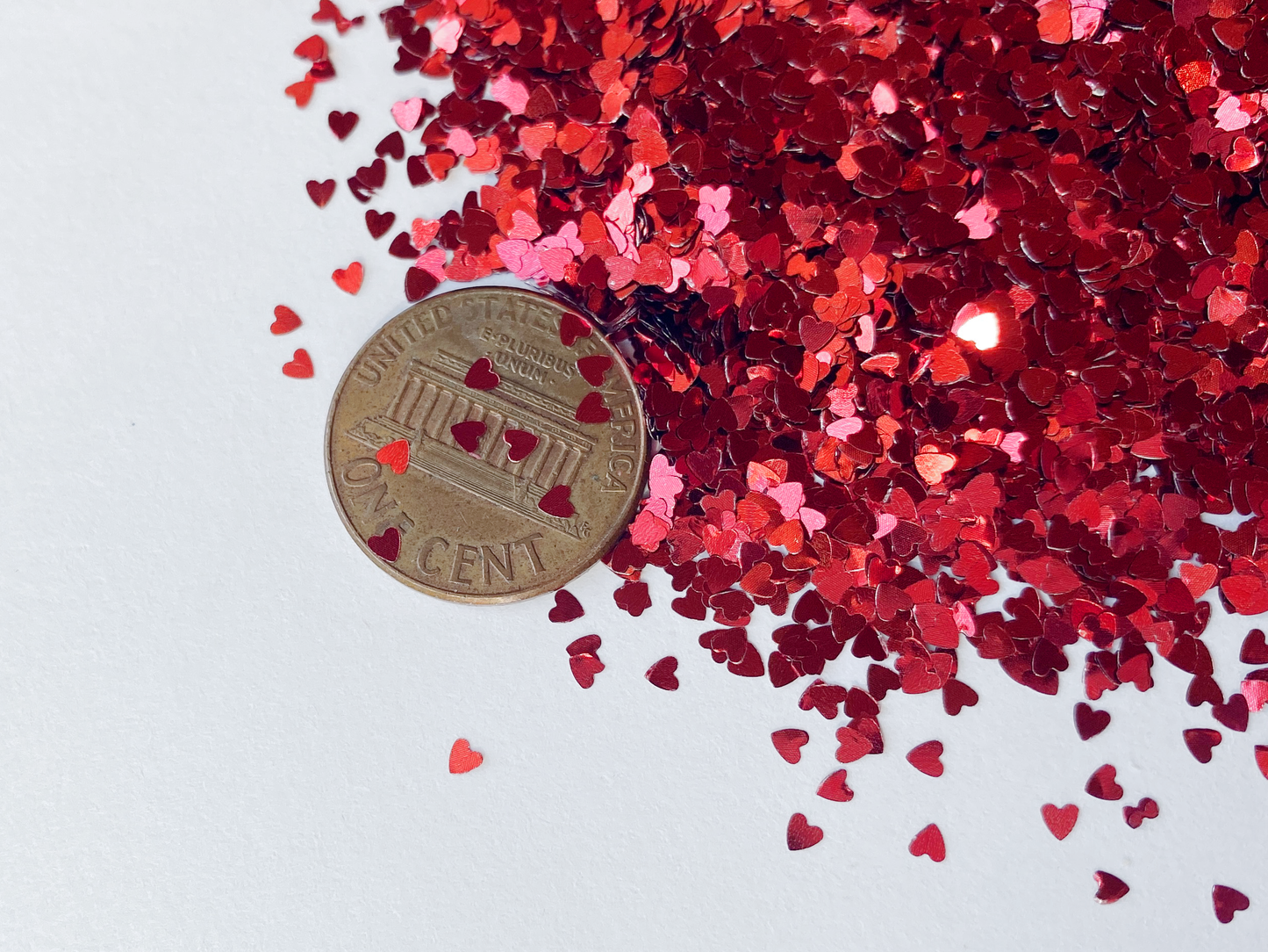 Lipstick Red Heart Glitter, 2mm  IMPERFECT