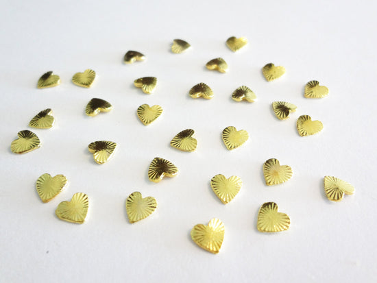 5mm Gold Heart Shield with Lines