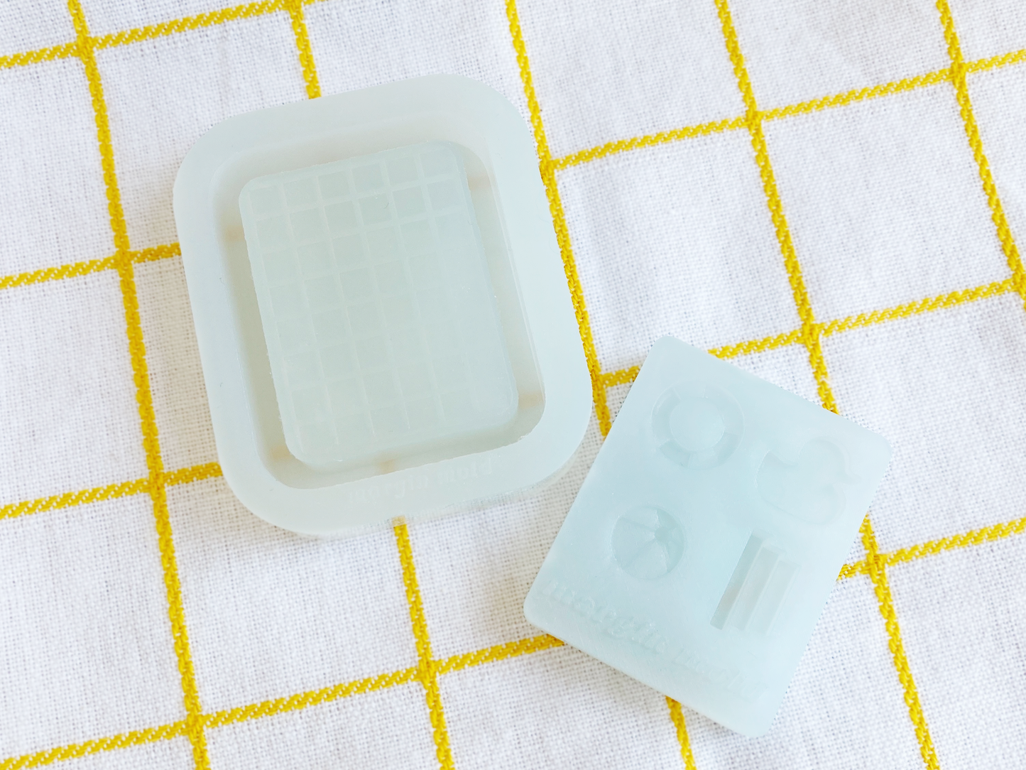 Pool Shaker Mold and Pool Toys Shaker Bits Set, UV Resin Silicone Mold