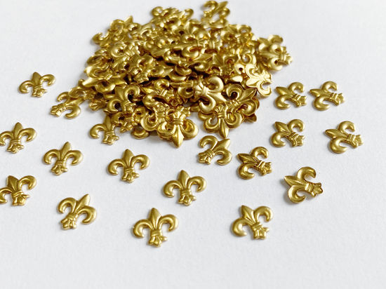 8mm Raw Brass Fleur de Lis