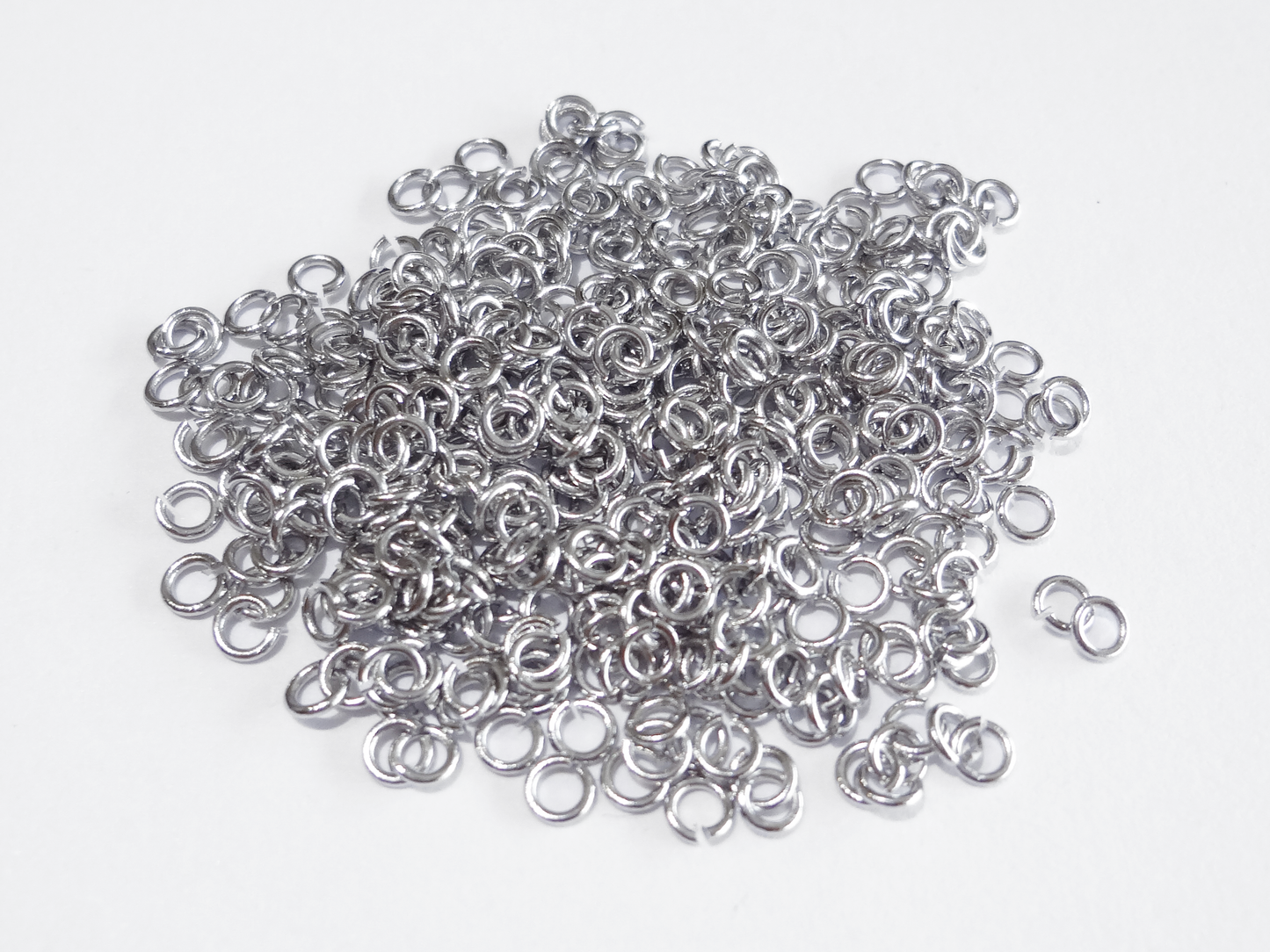 0.6 x 3mm Silver Open Jump Rings, 23 gauge