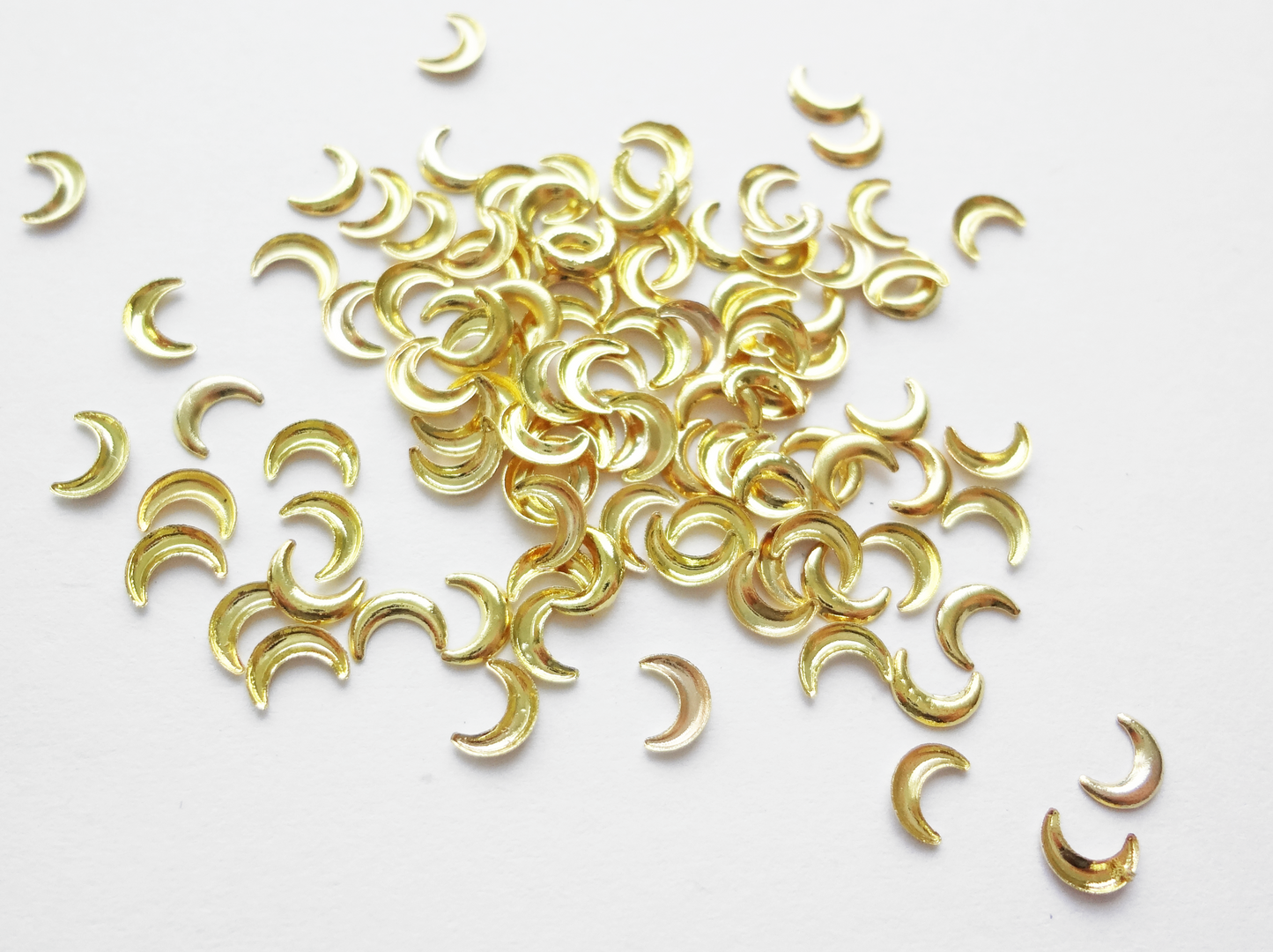 Load image into Gallery viewer, 4mm Gold Crescent Moon Studs
