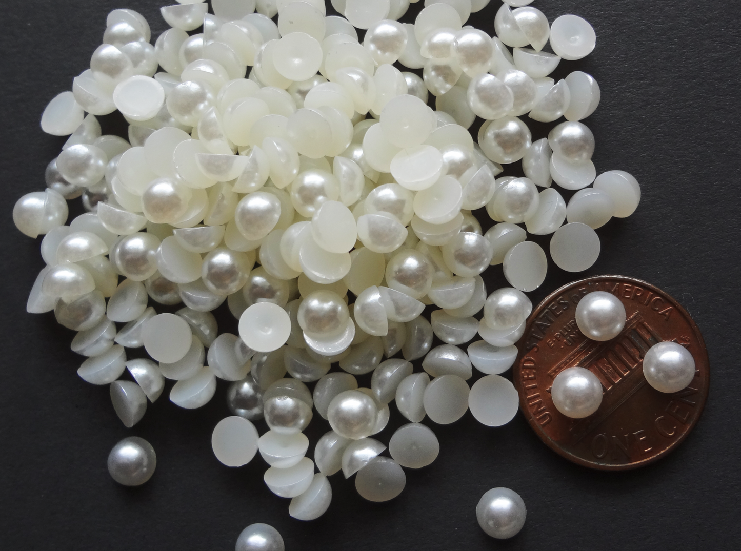 5mm White Pearl Round Flatbacks