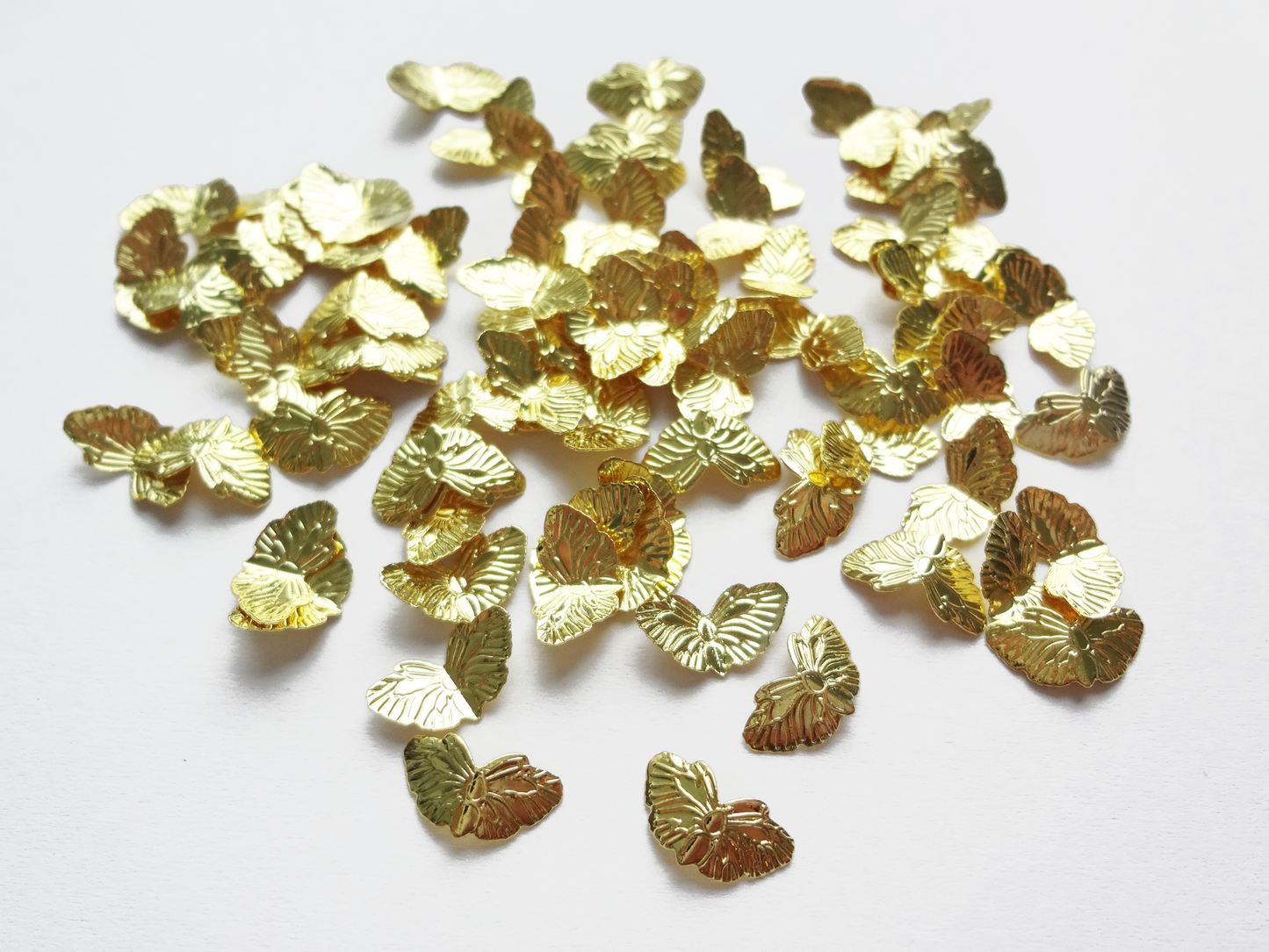 9x5mm Gold Moth