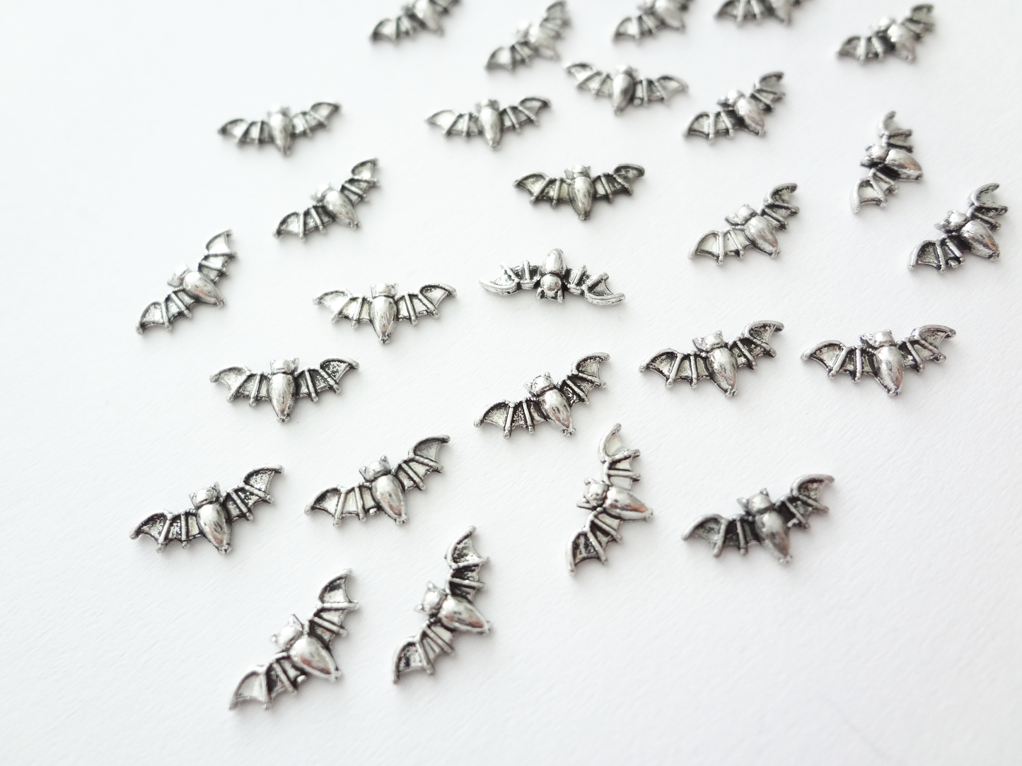 9x4mm 3D Antique Silver Bat