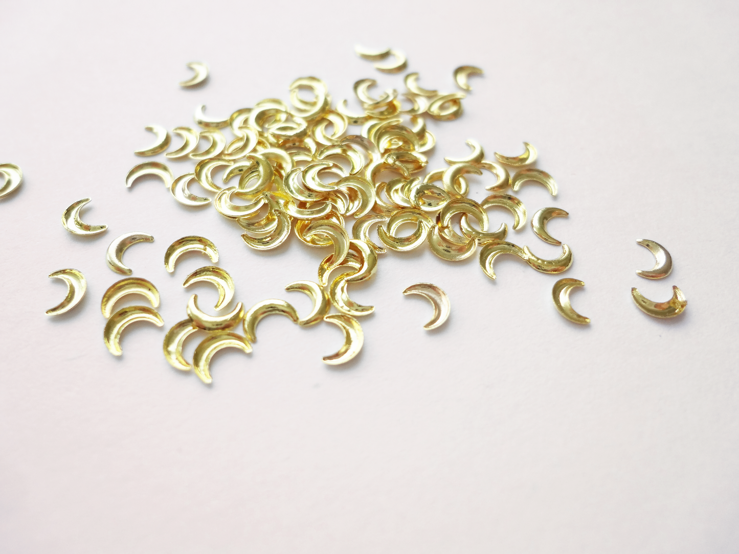 Load image into Gallery viewer, 4mm Gold Crescent Moon Studs
