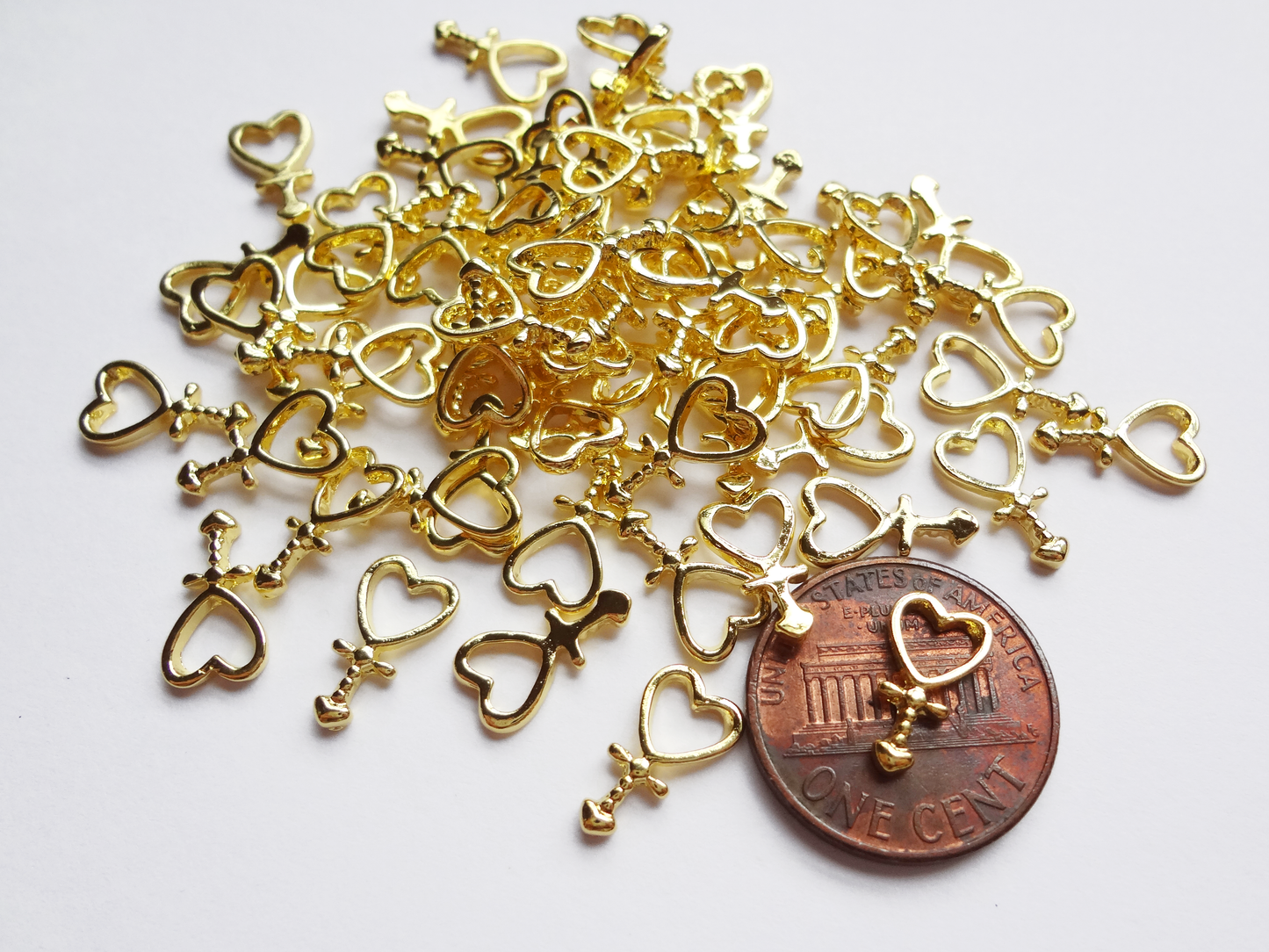 12x6mm 3D Gold Heart Wand