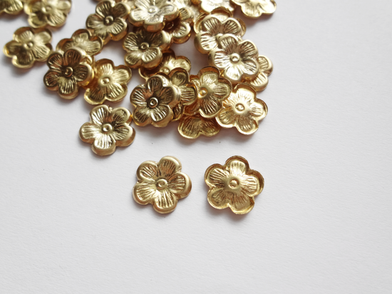 9mm Raw Brass Large Flower