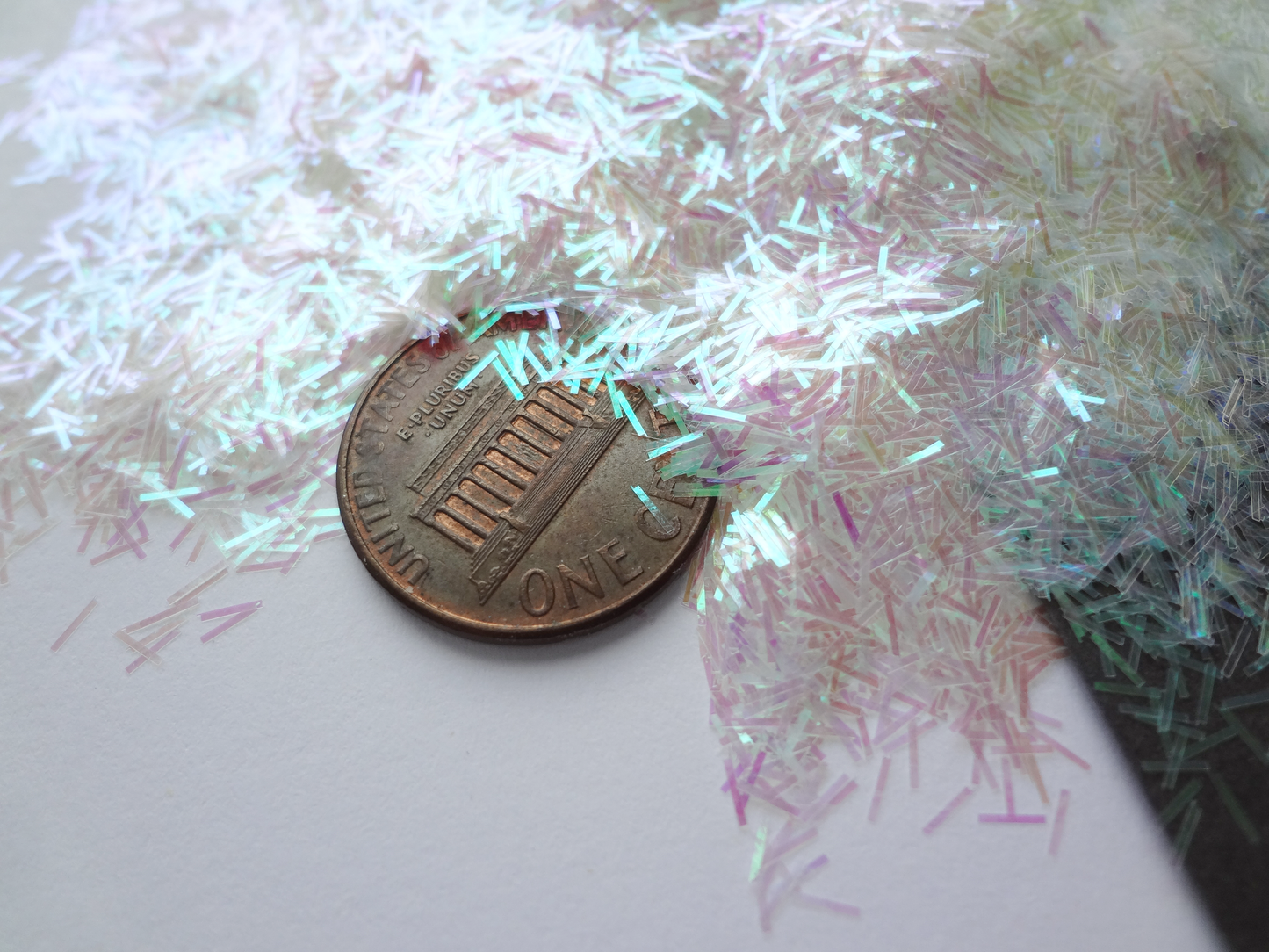 Iridescent Clear Pink Tinsel, 0.3x3mm