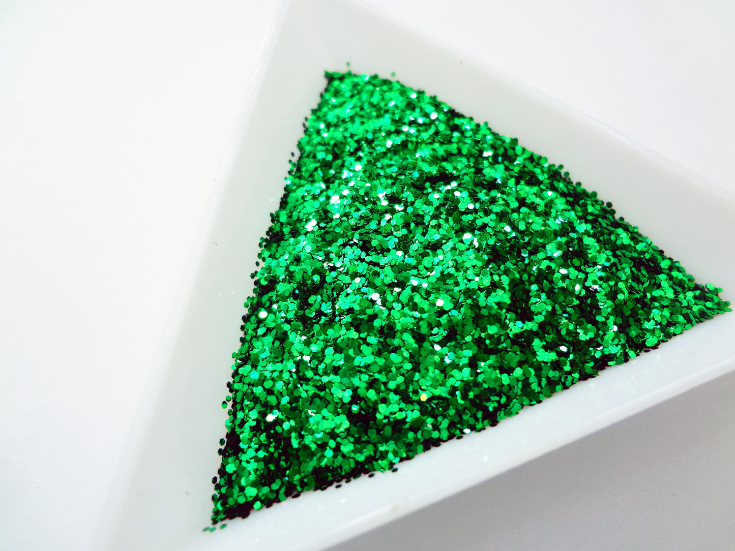 Grass Green Loose Fine Glitter, .025" Hex, 0.6mm, 1/40
