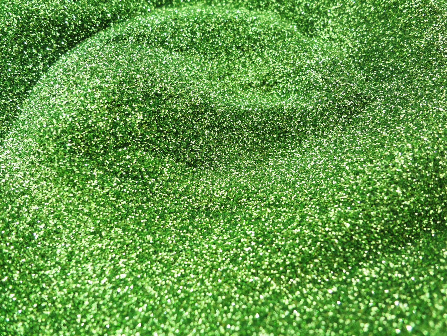 Spring Green Loose Ultra Fine Glitter, .008" Hex, 0.2mm 1/128