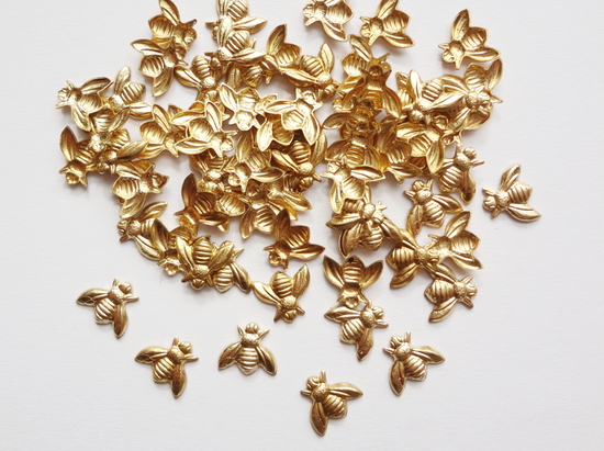 6x7mm Raw Brass Gold Bee