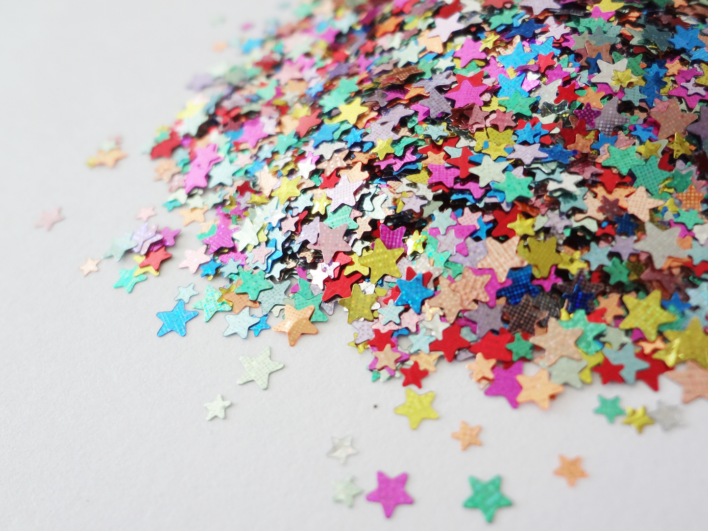 Disco Holographic Star Glitter, 2mm to 3mm Mix