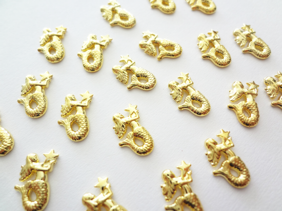 10x8mm 3D Gold Mermaid with Star