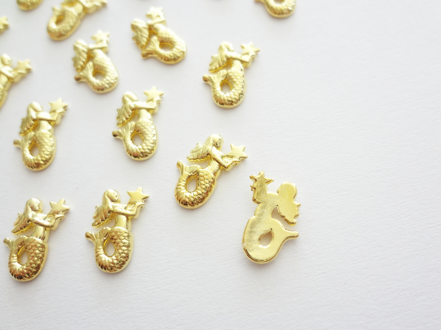 10x8mm 3D Gold Mermaid with Star