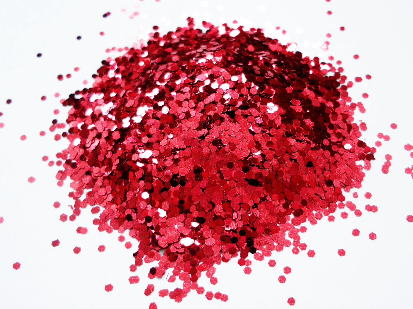 Load image into Gallery viewer, Lipstick Red Loose Glitter, .040&amp;quot; Hex, 1mm, 1/24
