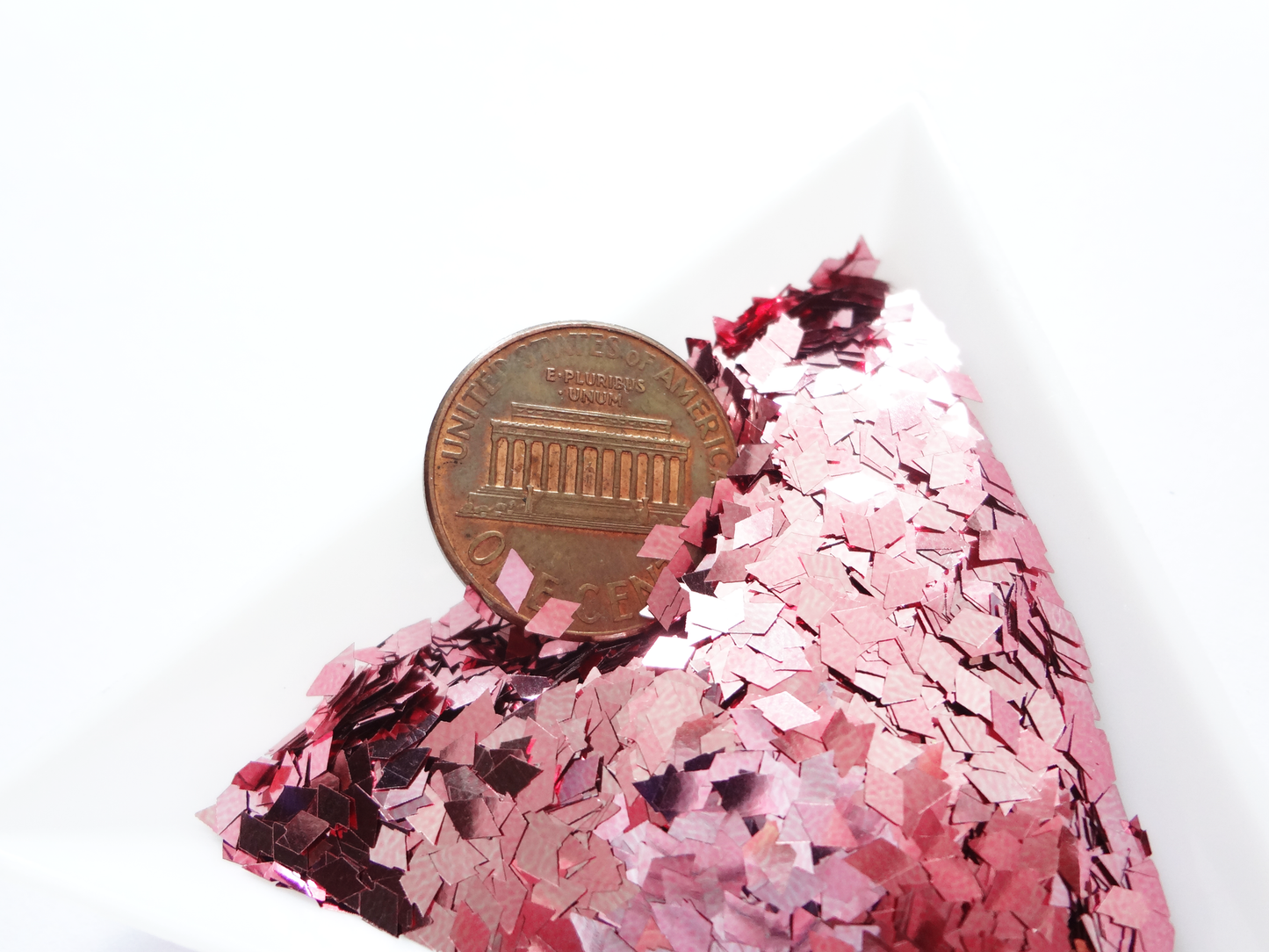 Load image into Gallery viewer, Sweet Pink Diamond Shape Glitter, 4x2mm
