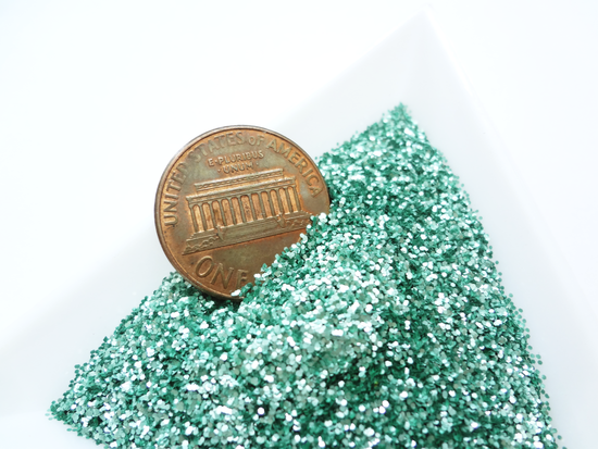 Seafoam Pearl Mint Loose Glitter, .015" Hex, 0.4mm, 1/64 Solvent Resistant Glitter