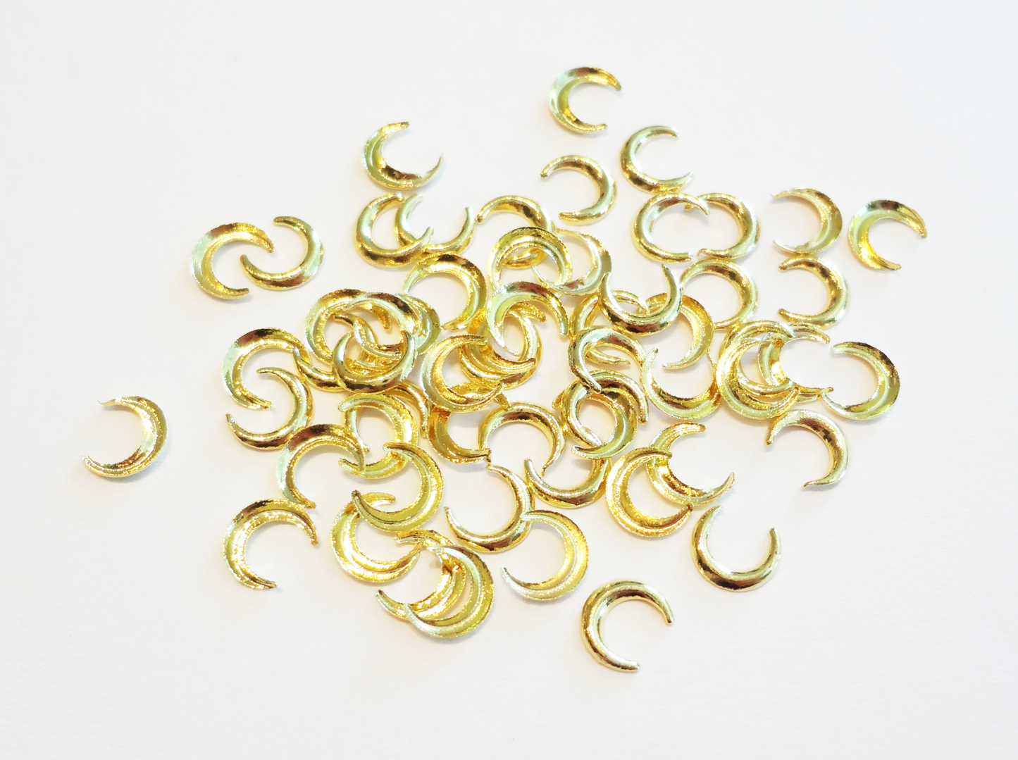 5mm Gold Crescent Moon Studs