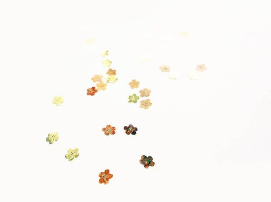 3mm Gold Flowers, Nail Art Slices
