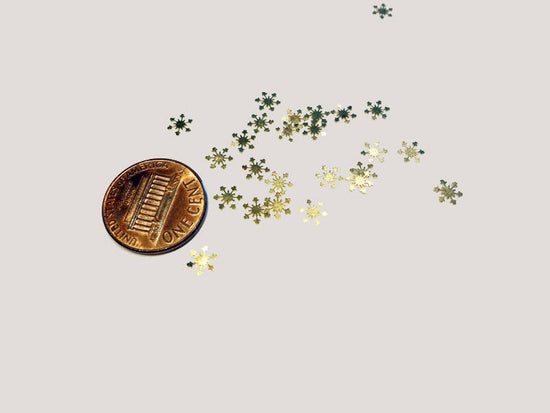 5mm Gold Snowflakes, Nail Art Slices