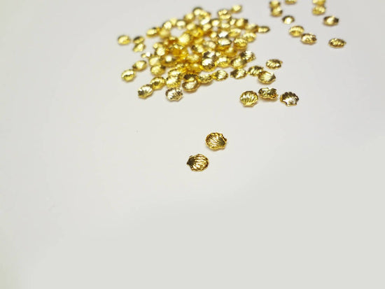 3mm Gold Shells Studs