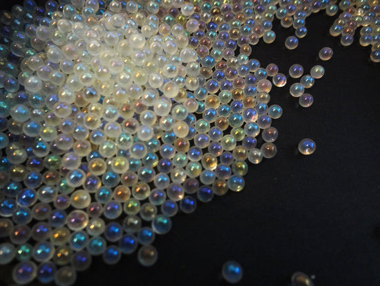 3-3.5mm Iridescent Glass Balls