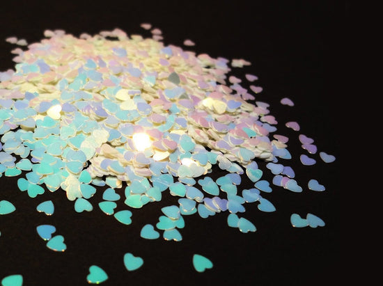 Iridescent White-Blue Heart Glitter, 2.5mm