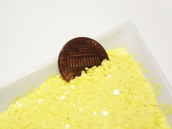 Chickadee Yellow Loose Glitter, .040" Hex, 1mm, 1/24 Solvent Resistant Glitter