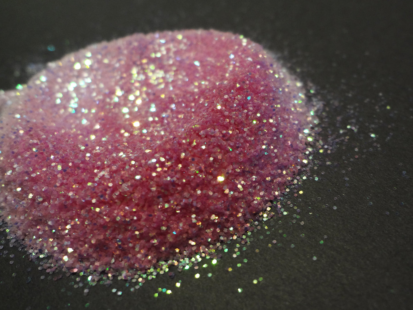 UV Activated Glitter, Iridescent to Jelly Pink, .015" Hex, 0.4mm, 1/64