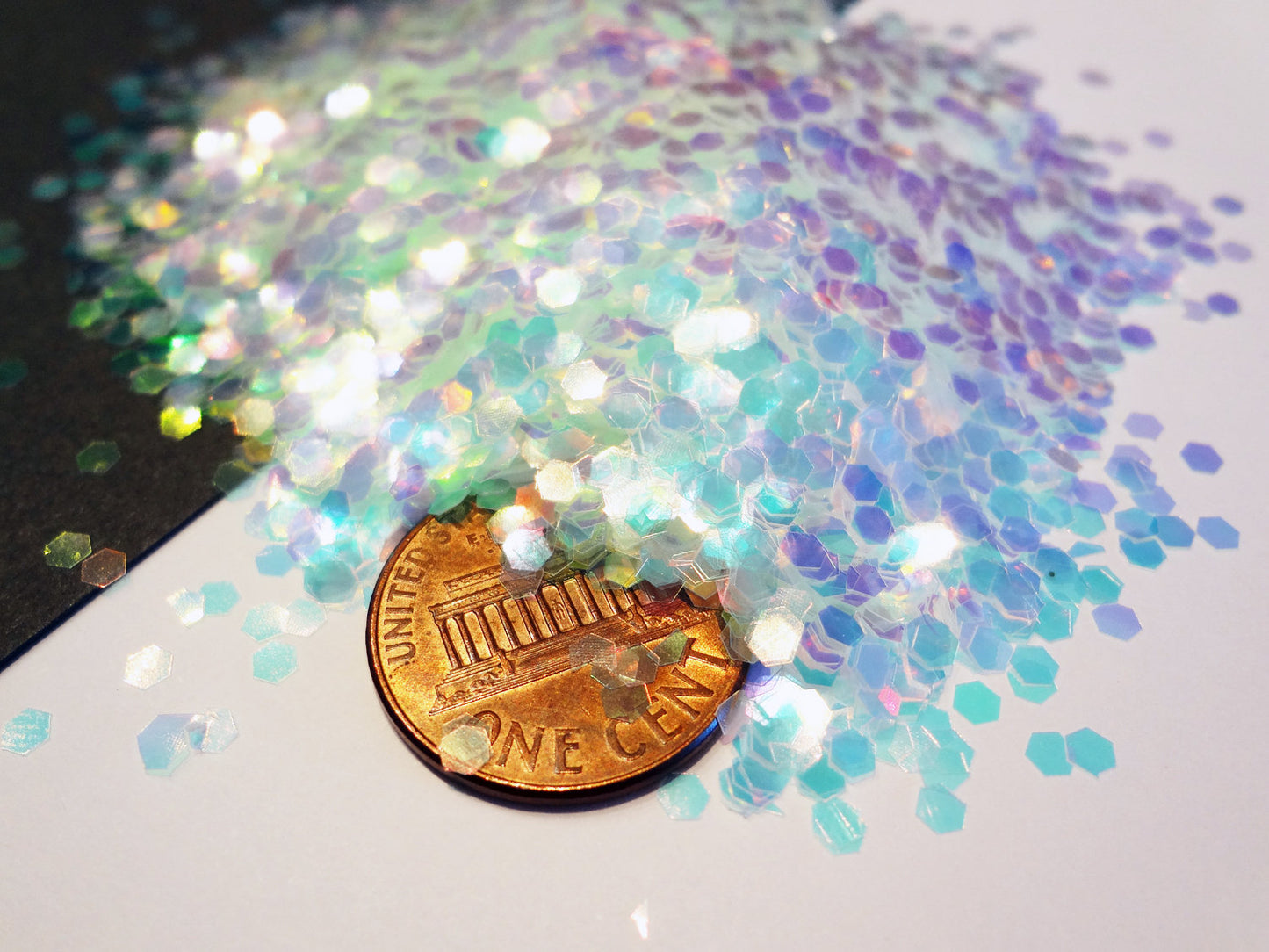 Iridescent Loose Glitter, .080" Hex, 2mm, 1/12 Solvent Resistant Glitter