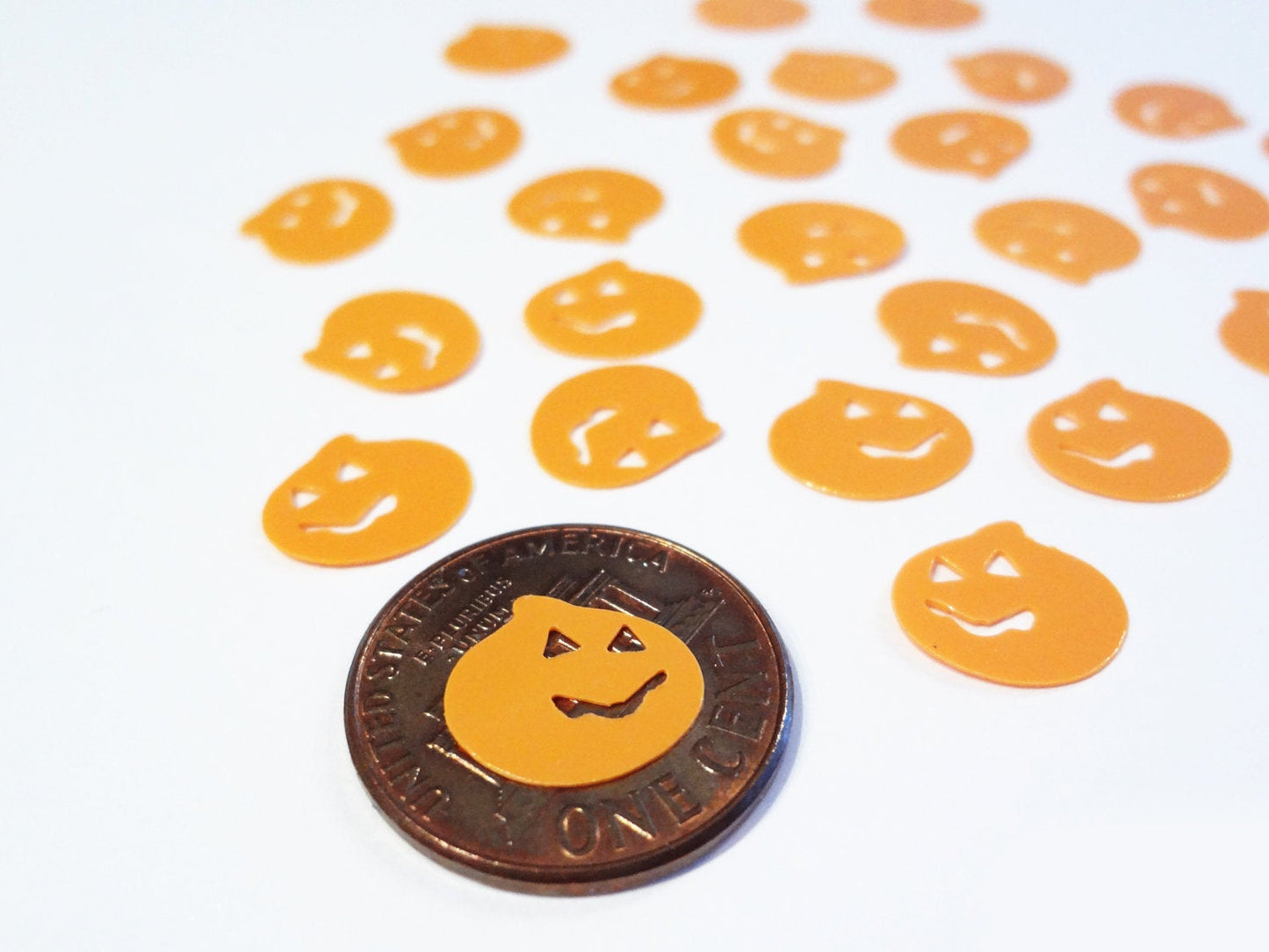 Orange Pumpkin Sequins, 11x10mm