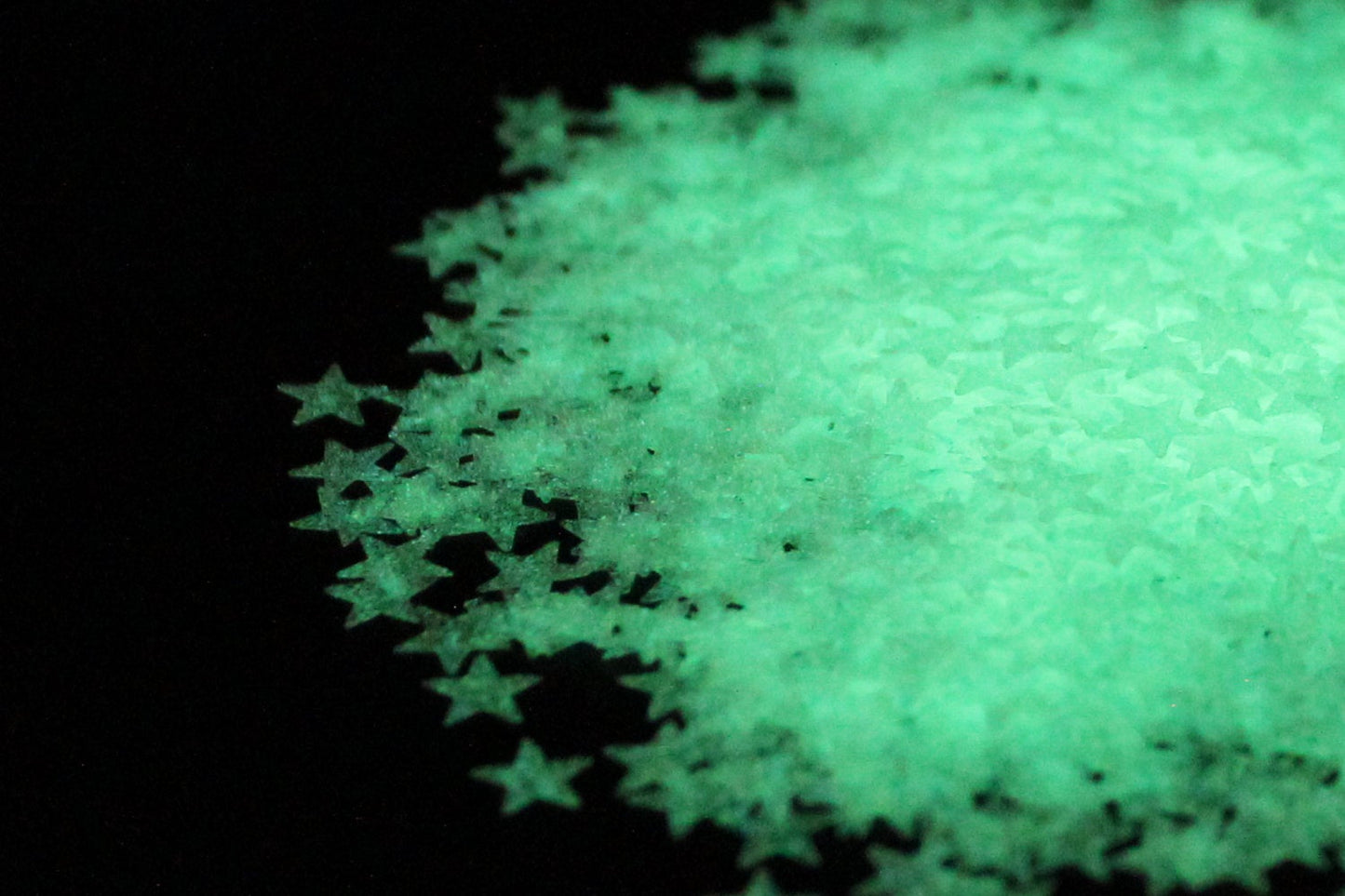 Glow In The Dark Star Glitter, 5mm