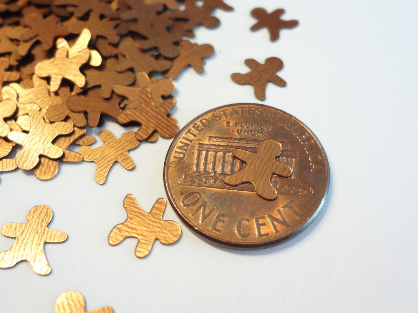 Gingerbread Men Sequins, 8x7mm