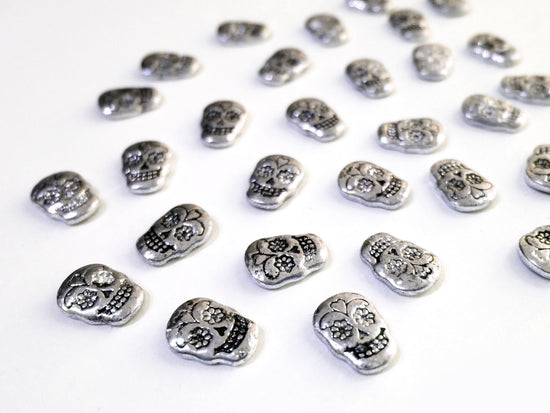 8.5x6mm 3D Antique Silver Decorative Skull