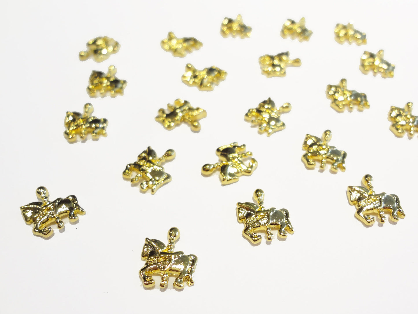 9x8mm 3D Gold Carousel Horse