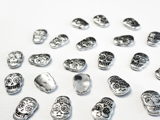 8.5x6mm 3D Antique Silver Decorative Skull