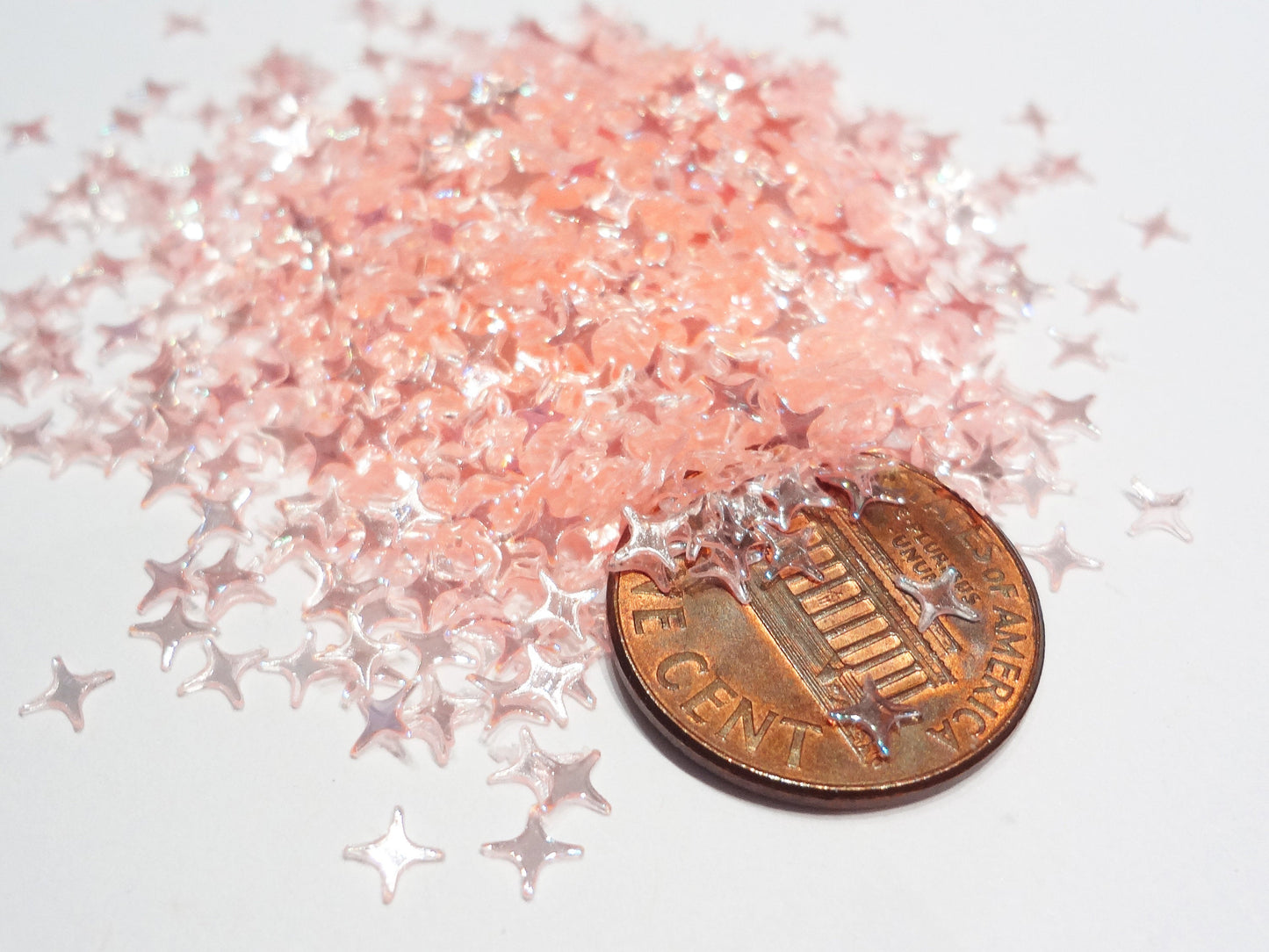 Load image into Gallery viewer, Translucent Light Pink Four Point Stars Sequins, 4mm
