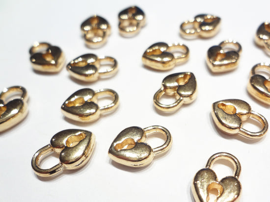 11x7mm Gold Heart Lock