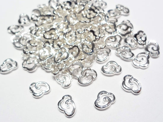 7x5mm Silver Anime Clouds