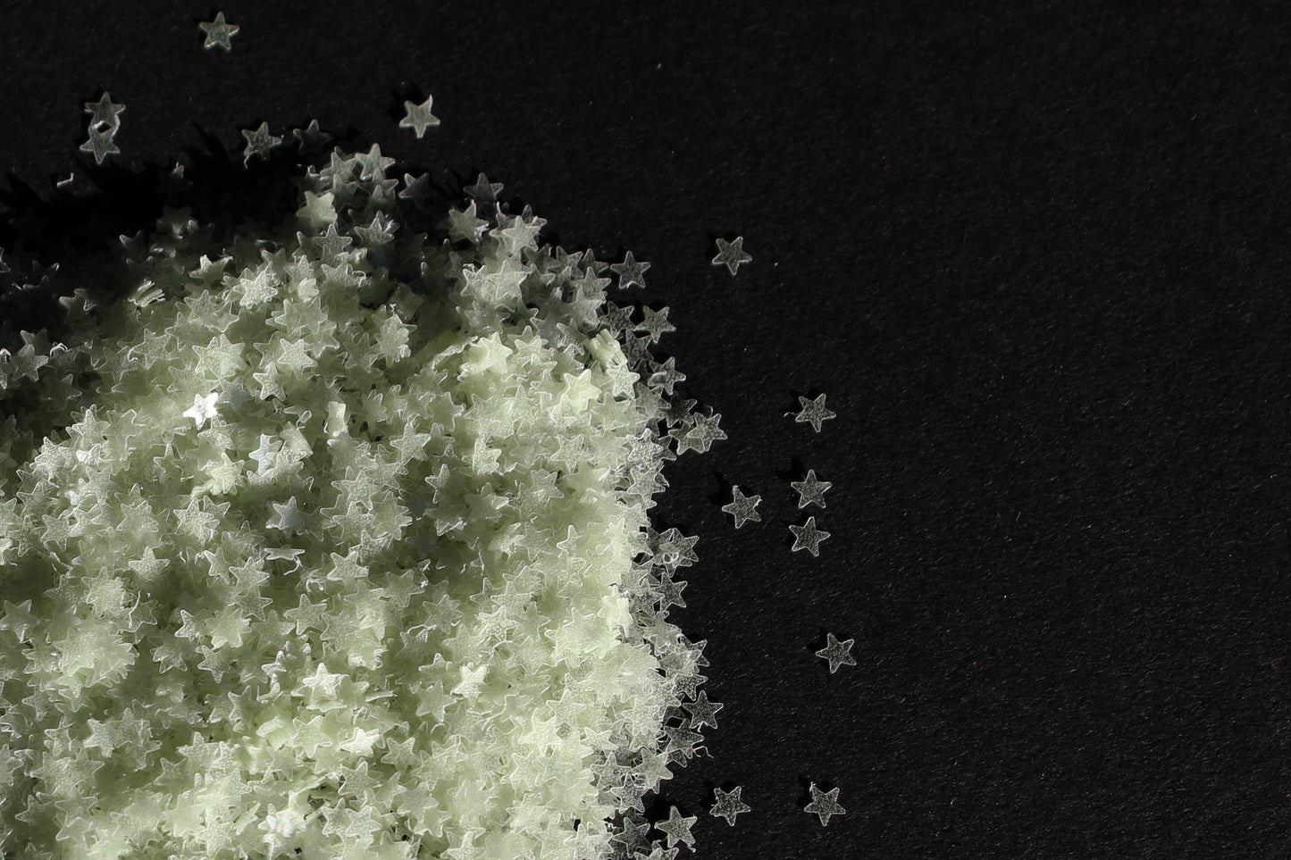 Glow In The Dark Star Glitter, 3mm