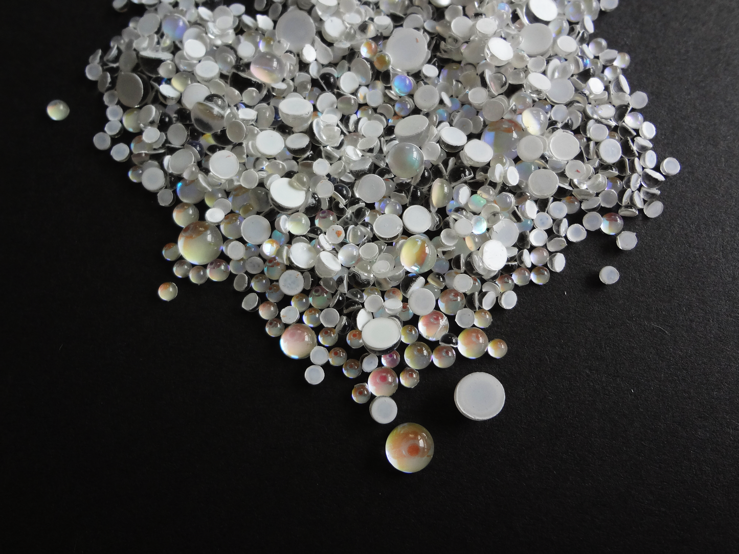 Iridescent White Glass Bubble Effect Flatbacks, 1mm to 5mm Mixed Sizes